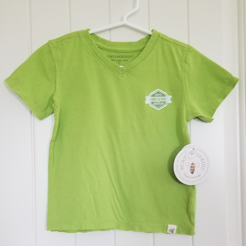 🐝NWT Burts Bees Kids V-Neck Raw Edge V-neck tee